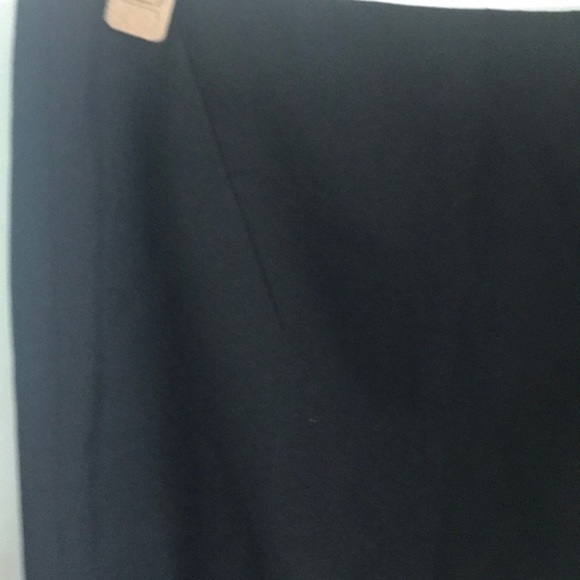 - Halogen black pencil skirt - Picture 2 of 6